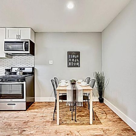 New - Near Deep Ellum + Downtown Dallas Flat Экстерьер фото