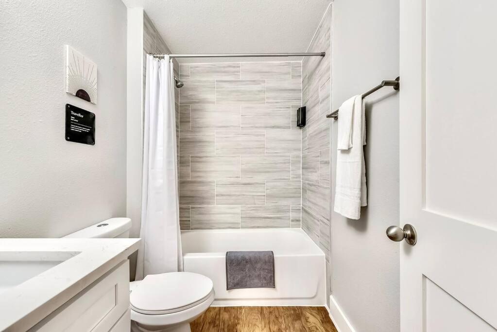 New - Near Deep Ellum + Downtown Dallas Flat Экстерьер фото